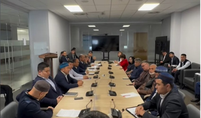 «ЫНТЫМАҚ-ТҮРКІСТАН» КЛУБЫ АЯСЫНДА «ЗАЙЫРЛЫ ҚОҒАМ - КЕМЕЛ БОЛАШАҚ НЕГІЗІ» ТАҚЫРЫБЫНДА ДӨҢГЕЛЕК ҮСТЕЛ ӨТТІ