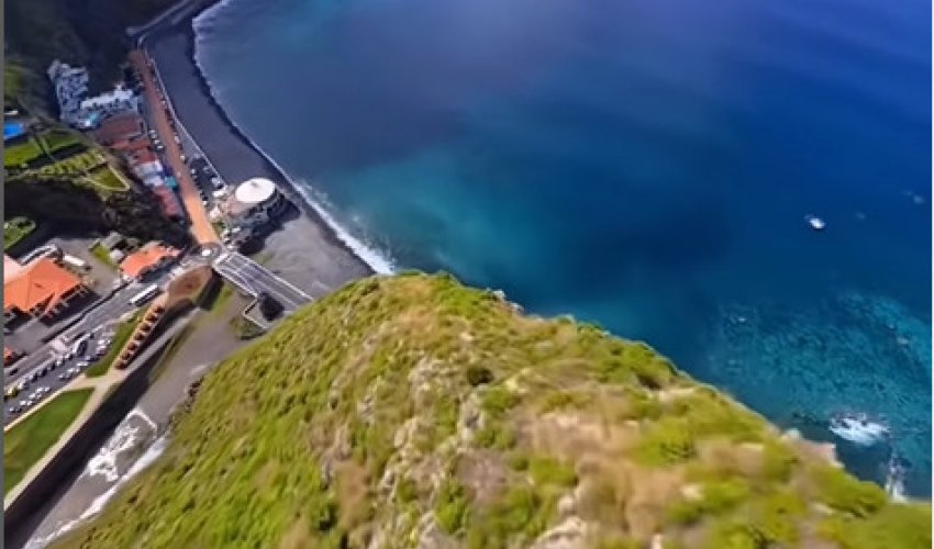 Ол адам бақытты…