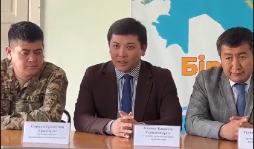 ТҮЛКІБАС АУДАНЫ ҚОРҒАНЫС ІСТЕРІ ЖӨНІНДЕГІ БӨЛІМ ҚЫЗМЕТКЕРЛЕРІНЕ ТҮСІНДІРУ ЖҰМЫСТАРЫ ЖҮРГІЗІЛДІ
