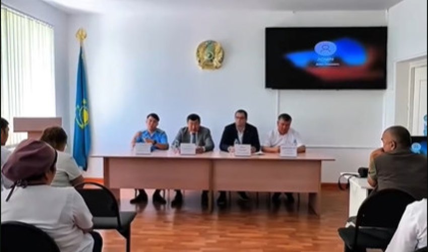Келес ауданы: Орталық аурухана қызметкерлеріне түсіндіру жұмыстары жүргізілді