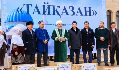 БАС МҮФТИ «ТҮРКІСТАН–ҚОЖА АХМЕТ ЯСАУИ» МЕШІТІНДЕ ӨТКЕН ҚАЙЫРЫМДЫЛЫҚ ШАРАСЫНА ҚАТЫСТЫ