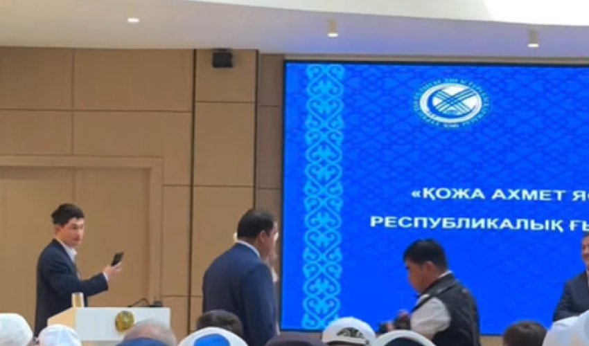 ТҮРКІСТАНДА ҚМДБ ТӨРАҒАСЫ «ҚОЖА АХМЕТ ЯСАУИ ЖӘНЕ ОНЫҢ РУХАНИ МҰРАСЫ» АТТЫ РЕСПУБЛИКАЛЫҚ КОНФЕРЕНЦИЯҒА ҚАТЫСТЫ