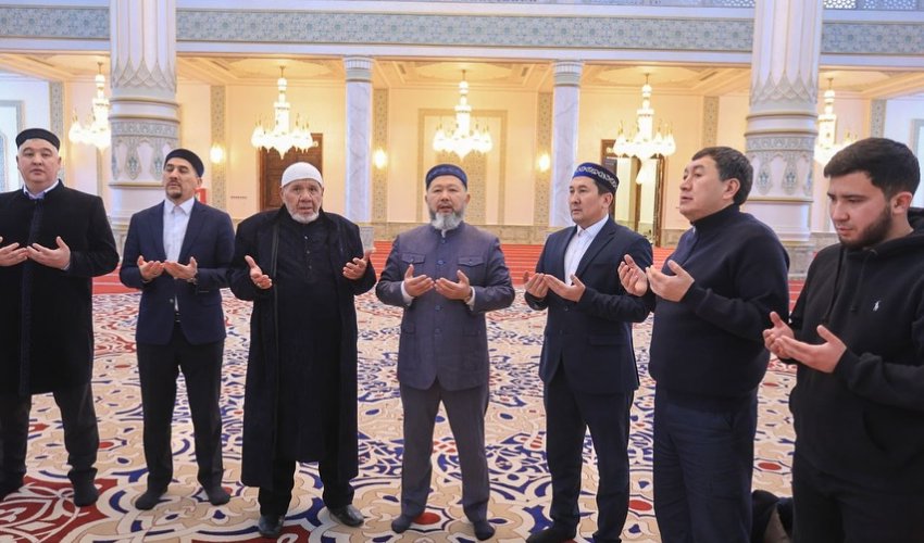 ҚМДБ ТӨРАҒАСЫ ЖАҢА МЕШІТ ҚҰРЫЛЫСЫМЕН ТАНЫСТЫ