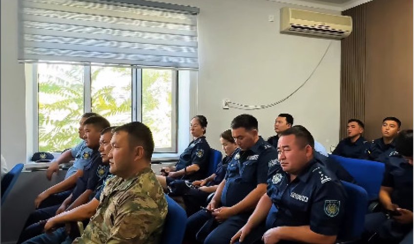 БӘЙДІБЕК АУДАНЫНДА ПОЛИЦИЯ ҚЫЗМЕТКЕРЛЕРІМЕН КЕЗДЕСУ ӨТТІ