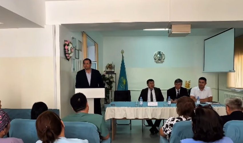 БӘЙДІБЕК АУДАНЫНДА МЕДИЦИНА ҚЫЗМЕТКЕРЛЕРІМЕН ТҮСІНДІРУ ЖҰМЫСТАРЫ ЖҮРГІЗІЛДІ