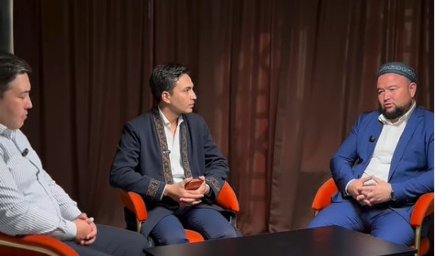 ДІНМҰХАММЕД СМАНОВ «КҮЛТӨБЕ» СТУДИЯСЫНДА ҚОНАҚТА